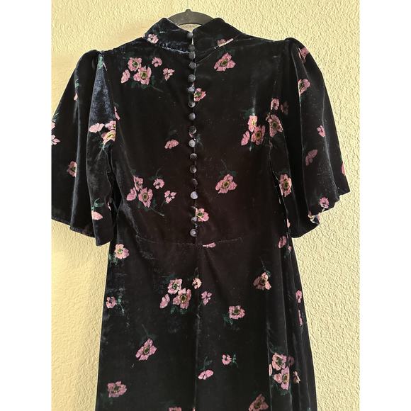 Free People Dresses & Skirts - Free People Women’s Navy Be My Baby Velvet Floral Print Mini Dress Size 2
